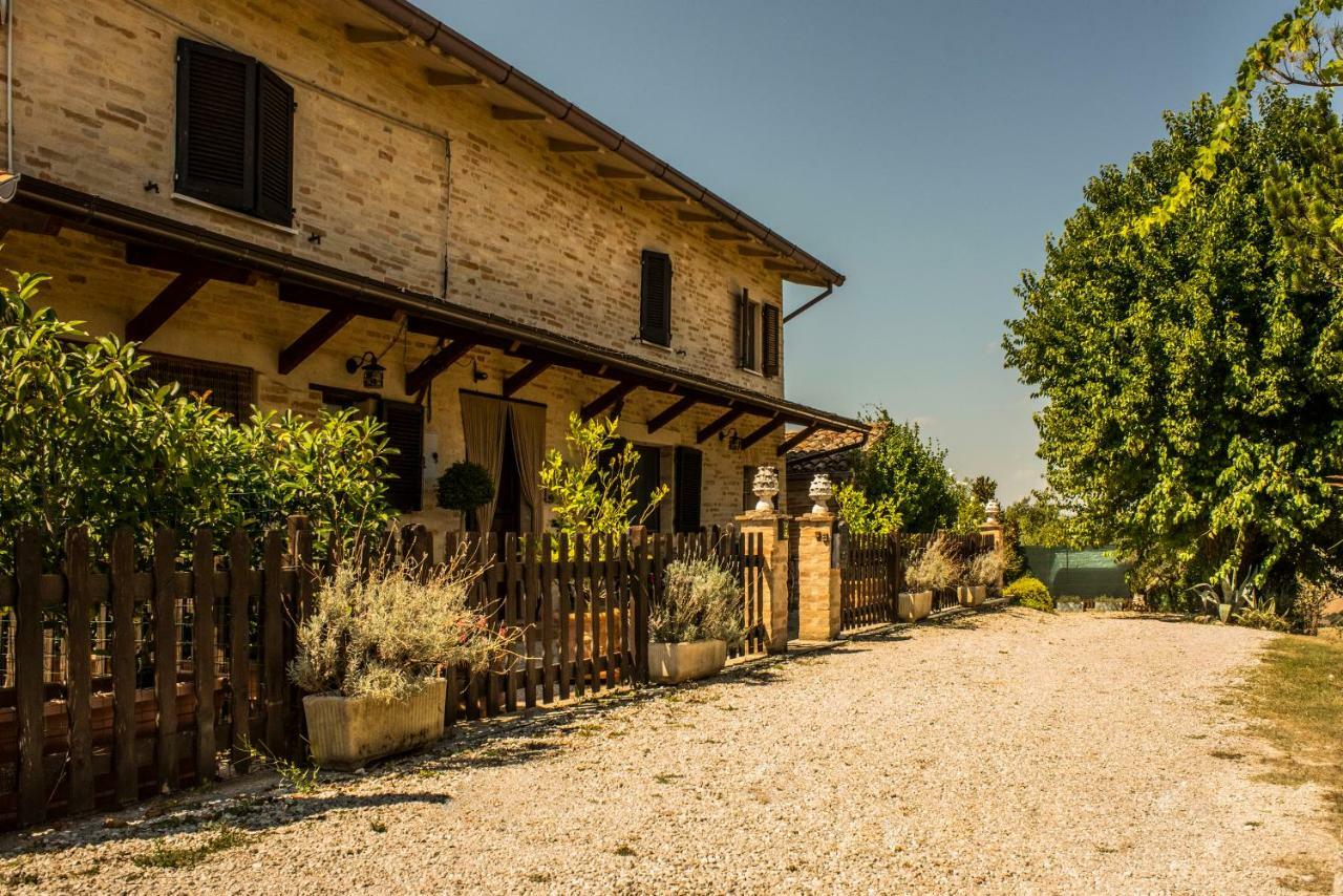 La Vigna Countrybnb Montottone Exterior foto