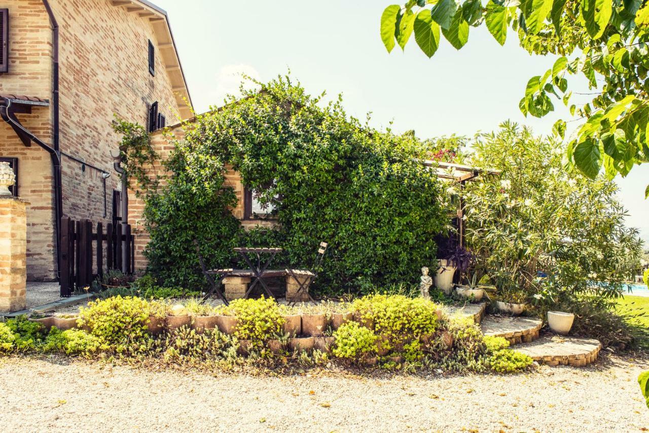 La Vigna Countrybnb Montottone Exterior foto